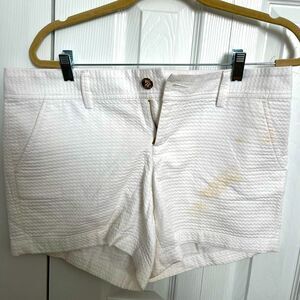 White Lilly Pulitzer Shorts. Size 10.